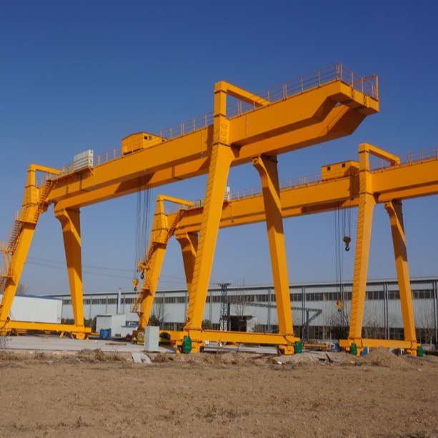 Large Double Girder 100t Mobile Gantry Crane With Lifting Hoist