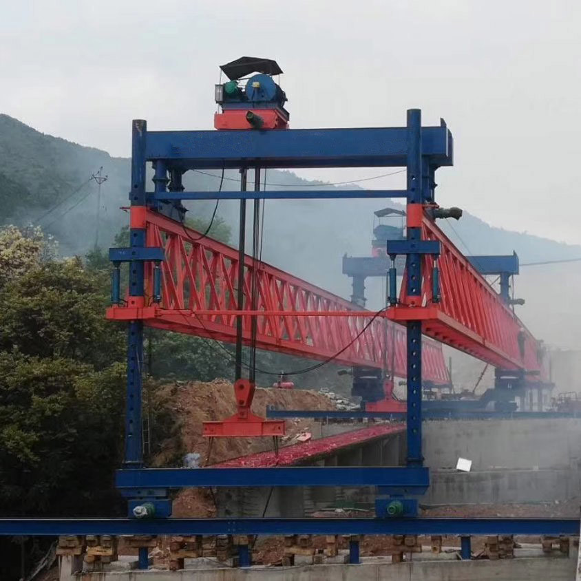 0 ~ 2000tons Beam Launcher Crane Segment Beam Erecting Machine 380VAC