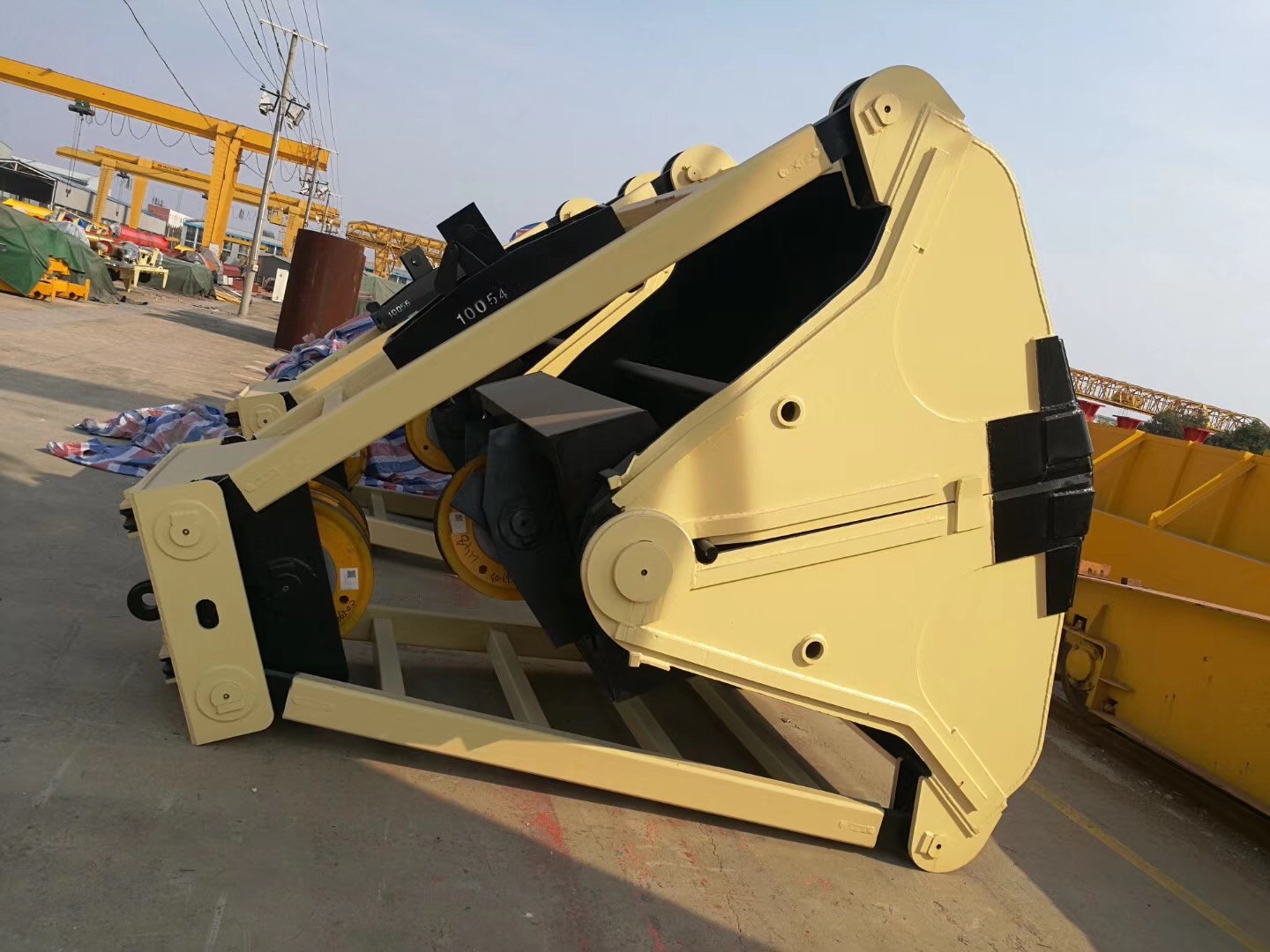 Hydraulic / Mechanical Clamshell Grab Bucket For Crane